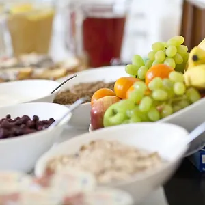 https://maranatha-house.belfasthotelsireland.com