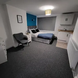 https://premier-studios-tring-vale.hotelsin-nottingham.com